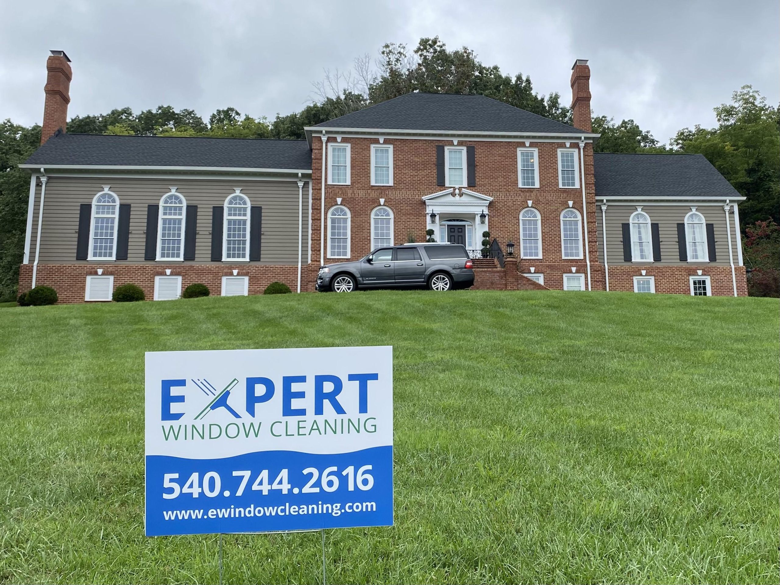 Expert Window Cleaning Crew